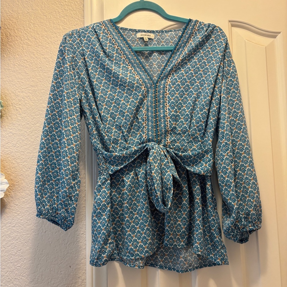 Max Studio Blue Patterned Women's Top